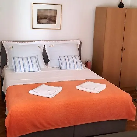 8202a Apartamento *